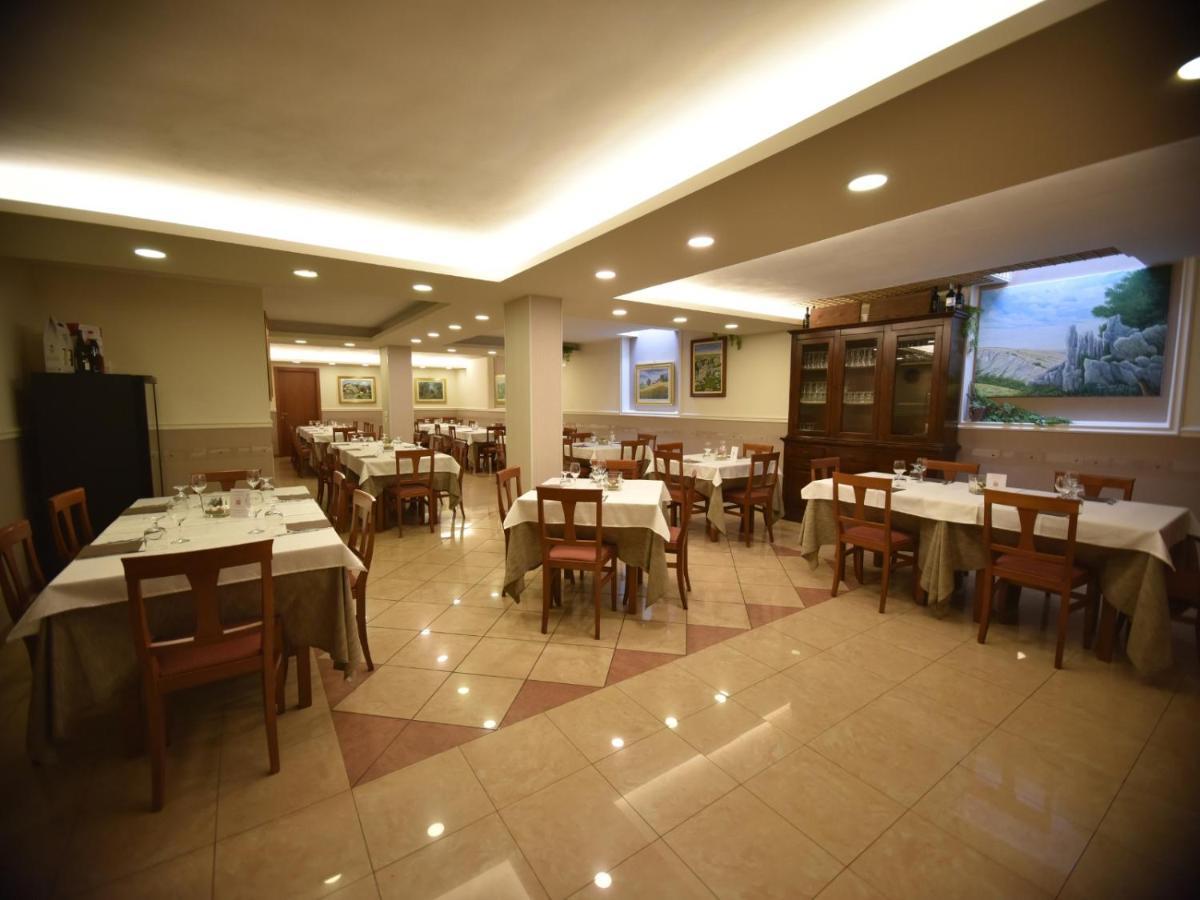 Hotel E Appartamenti La Solaria San Giovanni Rotondo Exteriör bild