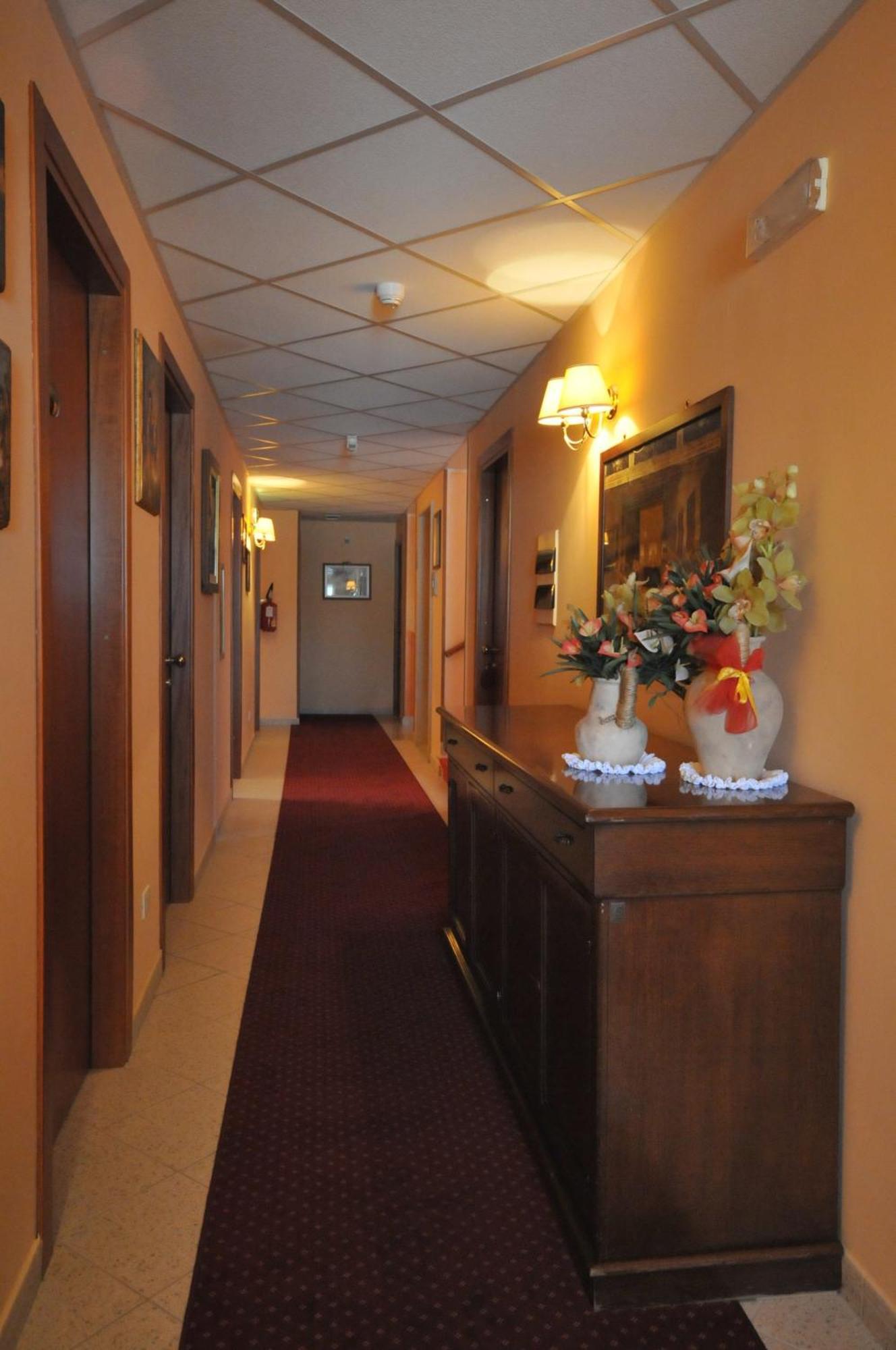 Hotel E Appartamenti La Solaria San Giovanni Rotondo Exteriör bild
