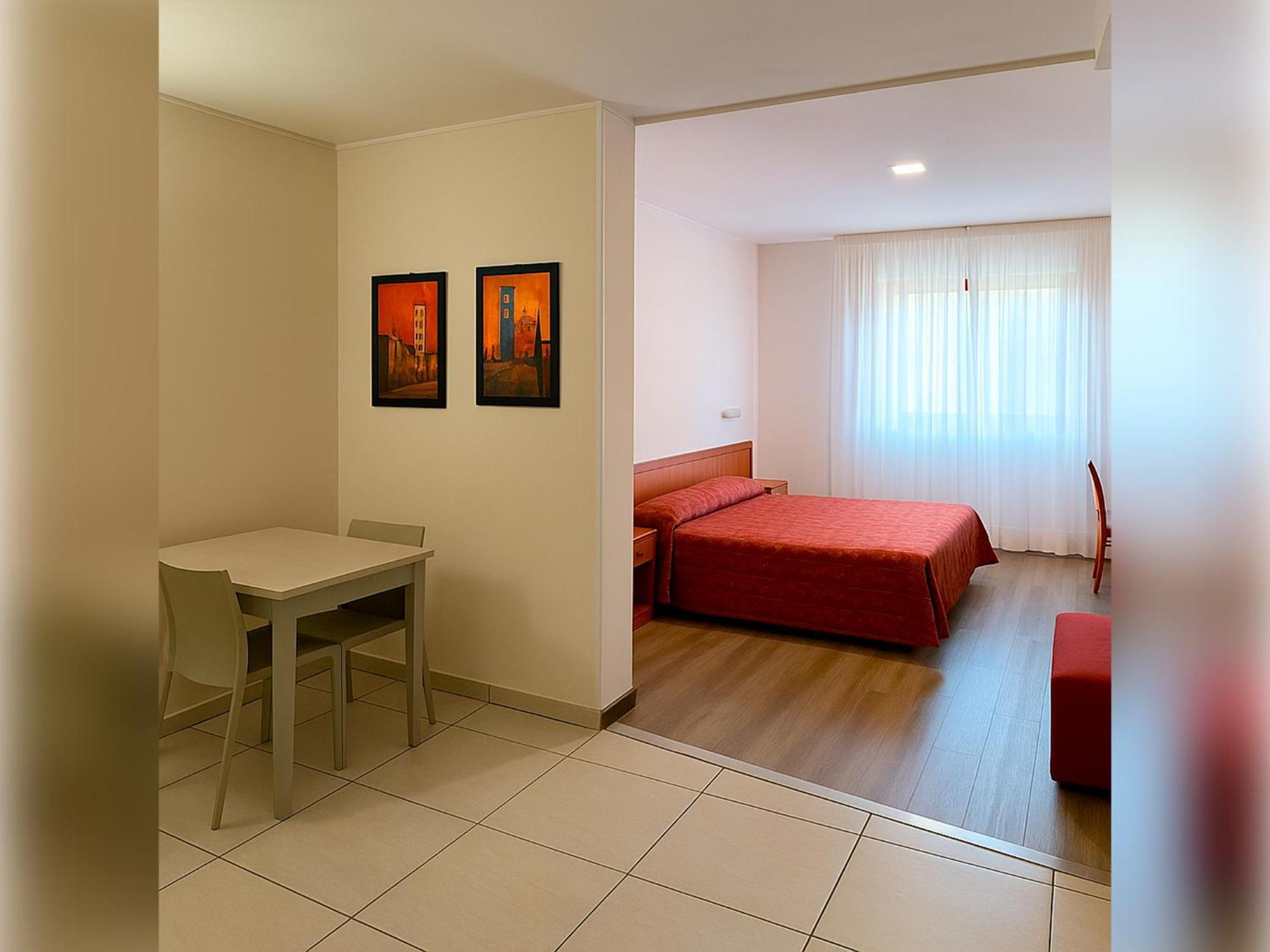 Hotel E Appartamenti La Solaria San Giovanni Rotondo Exteriör bild