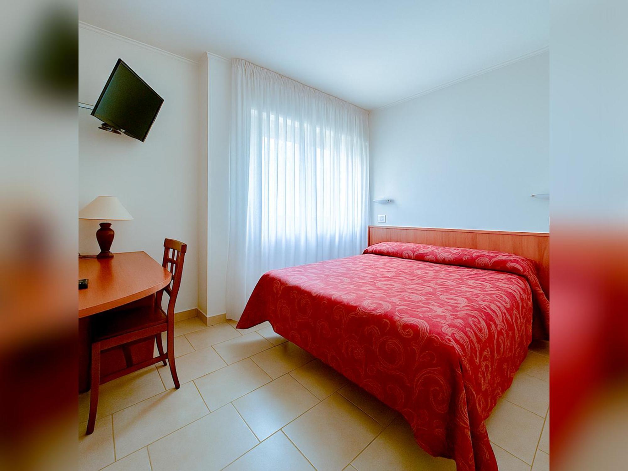 Hotel E Appartamenti La Solaria San Giovanni Rotondo Exteriör bild