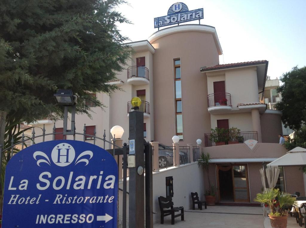 Hotel E Appartamenti La Solaria San Giovanni Rotondo Exteriör bild