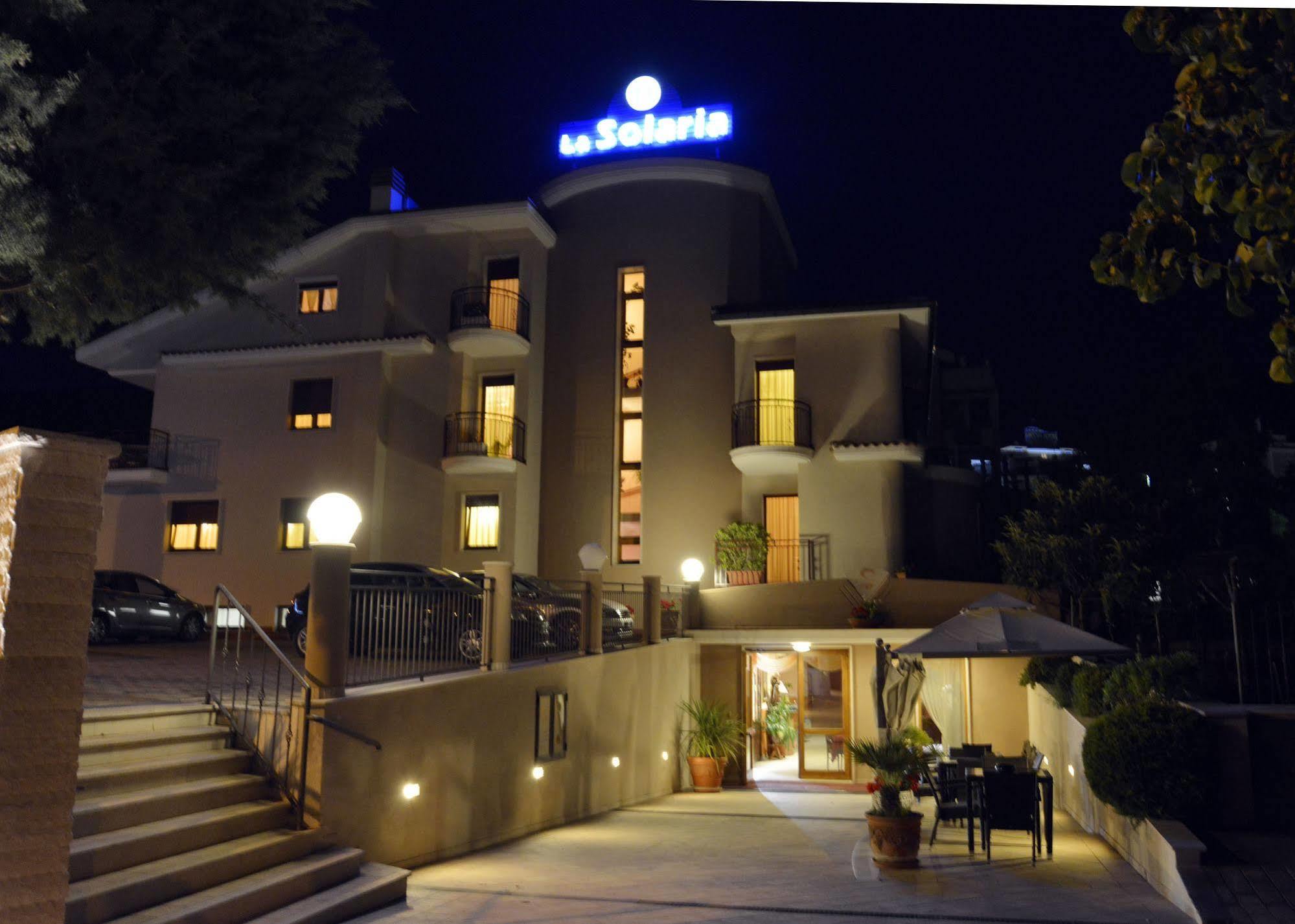 Hotel E Appartamenti La Solaria San Giovanni Rotondo Exteriör bild